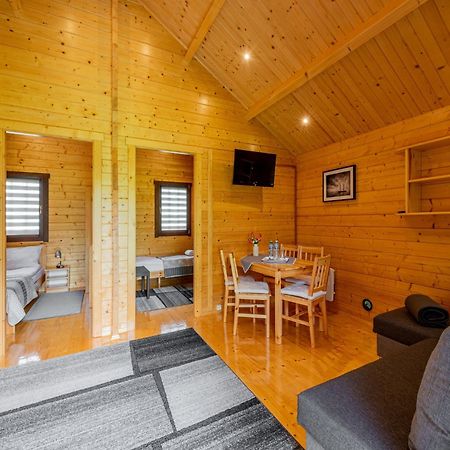 Holiday Homes, אוסטרוני מורסקי מראה חיצוני תמונה